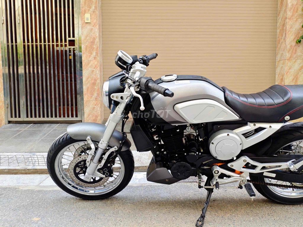 GPX Genteleman 200cc xe lướt odo 6500 km. pkl. Mua bán Xe máy tại Quận Cầu Giấy Hà Nội được đăng bởi Tong motor xe may hình 6