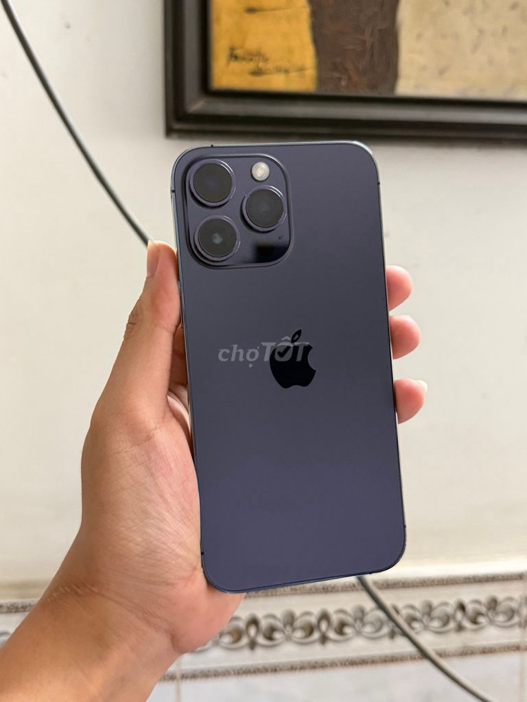 iPhone 14 Pro Max 256GB Tím Quốc tế. Mua bán Điện thoại tại Quận Ngũ Hành Sơn Đà Nẵng được đăng bởi Trieu Le hình 1