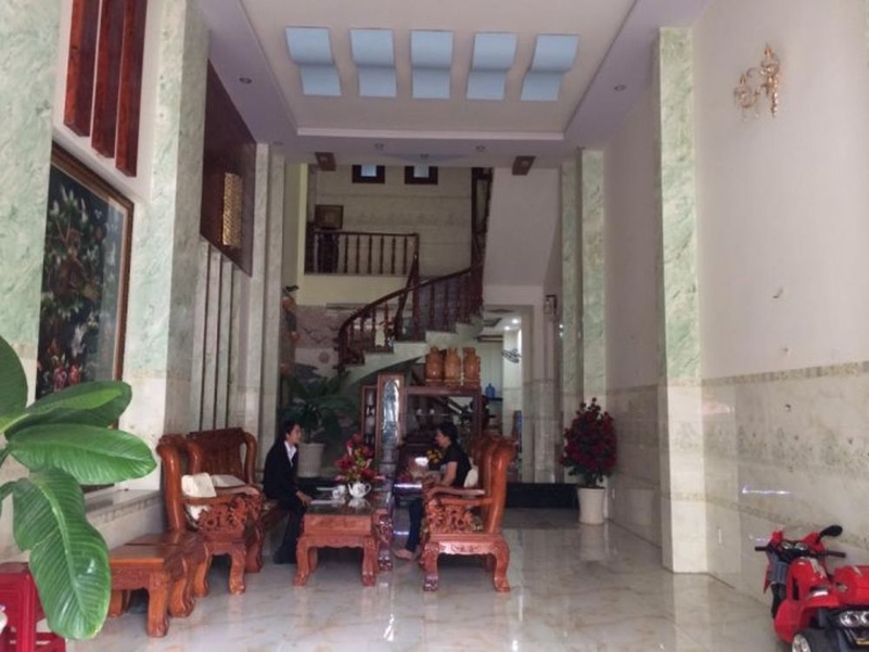 SAMPLE_HOUSE