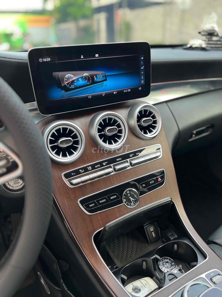Mercedes C200 Exclusive sx 2020 43k km cực đẹp. Mua bán Ô tô tại Quận Bình Thạnh Tp Hồ Chí Minh được đăng bởi Nguyễn Thanh Tân hình 11