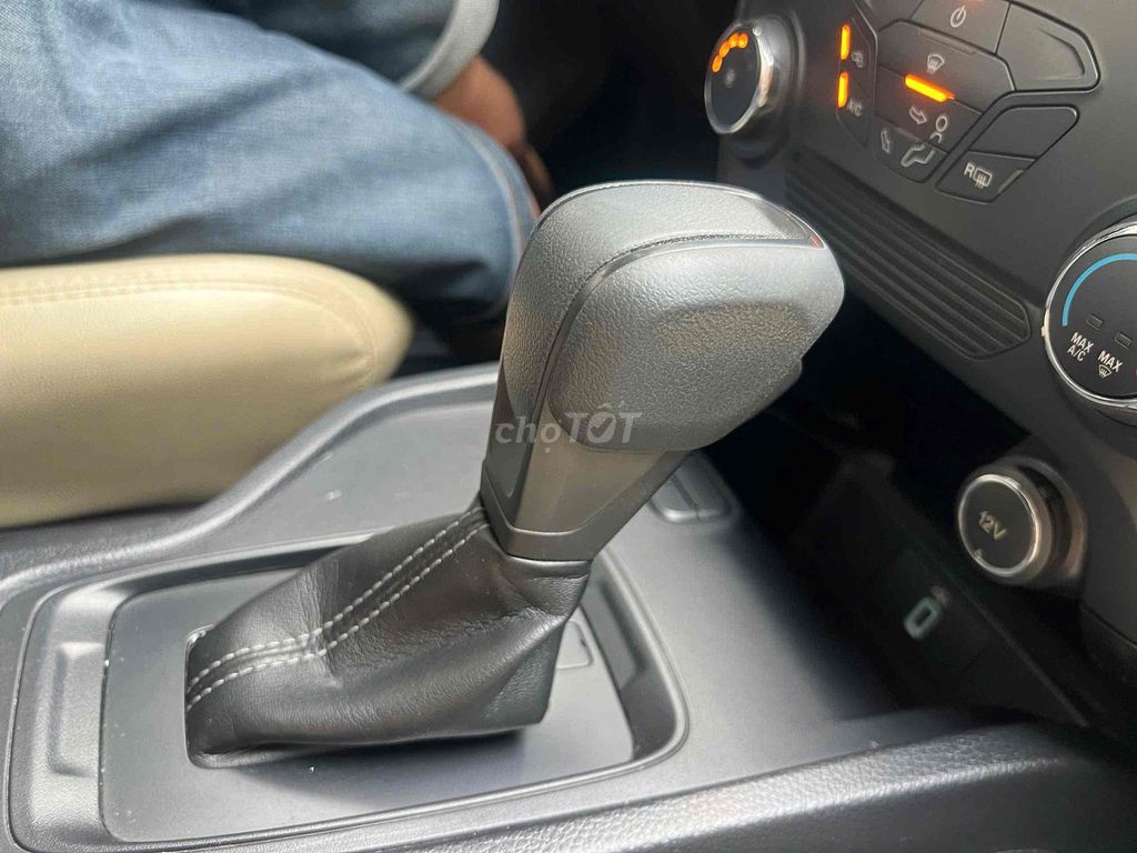 Ford Ranger 2020 XLS 2.2L 4x2 AT - 87000 km. Mua bán Ô tô tại Quận Bình Tân Tp Hồ Chí Minh được đăng bởi Chị Ngân hình 7