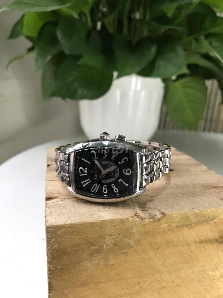 Citizen xC tank nữ