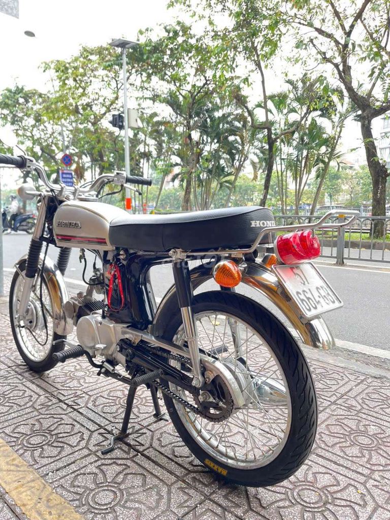 Honda SS50 1989 Bạc. Mua bán Xe máy tại Quận Phú Nhuận Tp Hồ Chí Minh được đăng bởi Nga Trần hình 6