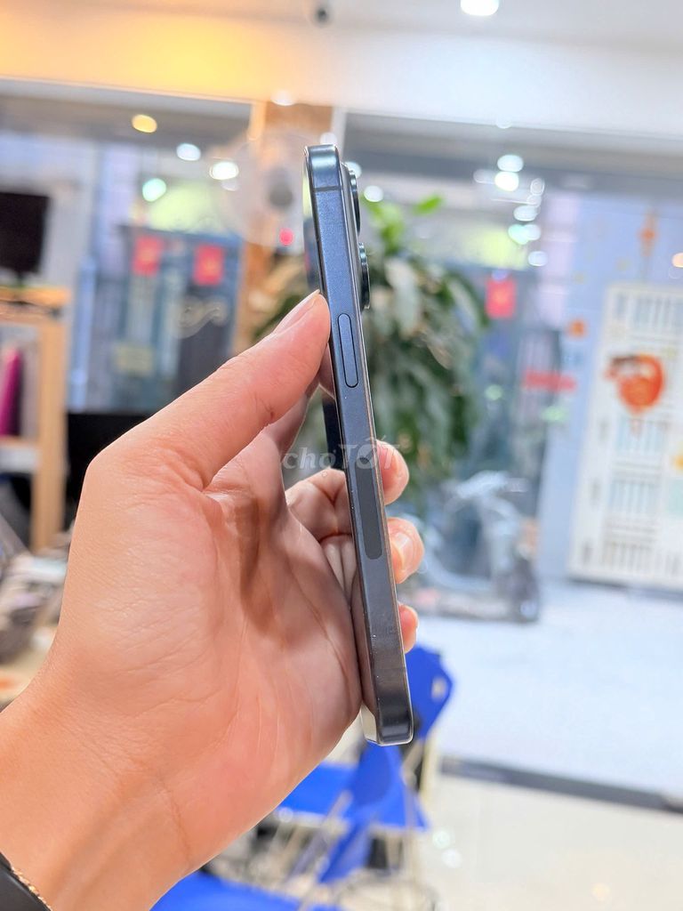 Apple iPhone 15 PRO 128GB Đen. Mua bán Điện thoại tại Quận Đống Đa Hà Nội được đăng bởi Thế Hoàng hình 1