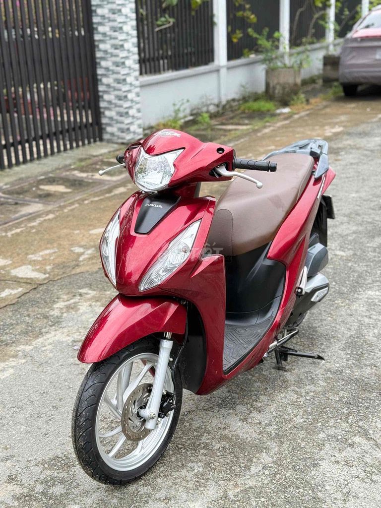 Honda Vision 2023 Smartkey Đỏ. Mua bán Xe máy tại Huyện Củ Chi Tp Hồ Chí Minh được đăng bởi HuỳnhLâm Bổn hình 3