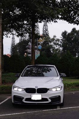 BMW 3 Series 2015 320i - 90000 km. Mua bán Ô tô tại Quận 12 Tp Hồ Chí Minh được đăng bởi Nguyễn Thị Hồng Tươi