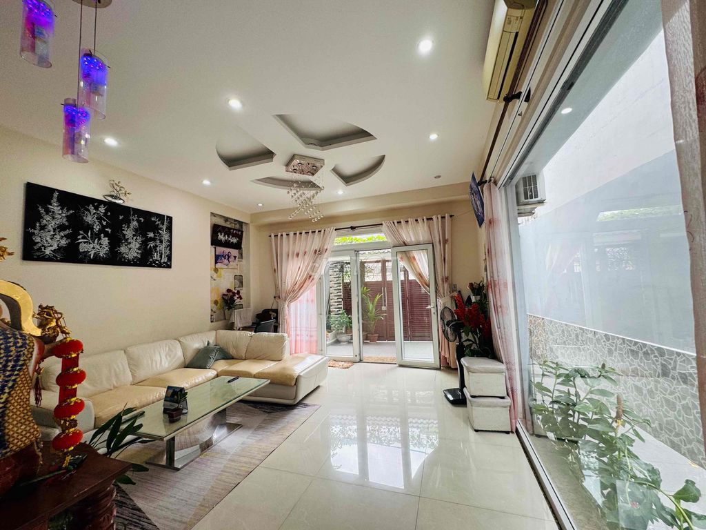 BÁN NHÀ HẺM XE HƠI,142.5m2,4PN,GÒ Ô MÔI Q7