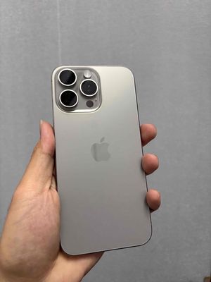 iPhone 15 Pro Max 256GB Bạc. Mua bán Điện thoại tại Huyện Phong Điền Cần Thơ được đăng bởi Huỳnh Táo Vàng  