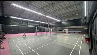 Sân Cầu Lông 1000m2, mới sẵn 100%, Quận 2