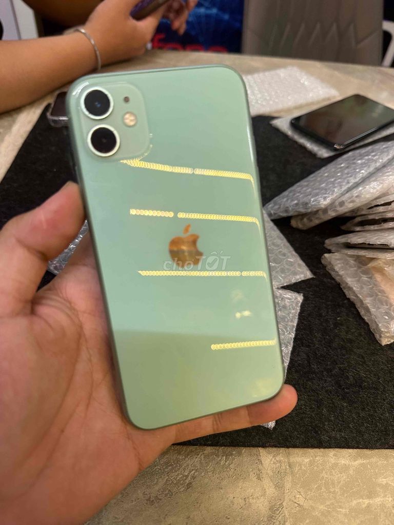 Apple iPhone 11 Xanh lá Đã sử dụng. Mua bán Điện thoại tại Quận Cẩm Lệ Đà Nẵng được đăng bởi Nguyễn Văn Công Thành hình 1