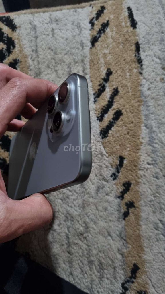 Apple iPhone 15 Pro Max Xám. Mua bán Điện thoại tại Huyện Đức Hòa Long An được đăng bởi pinitran hình 1