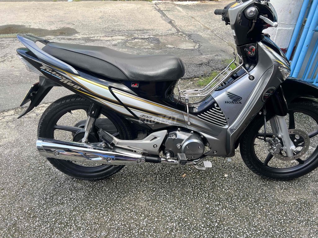 cần bán hoặc giao lưu. Mua bán Xe máy tại Huyện Lấp Vò Đồng Tháp được đăng bởi trí hải hình 2