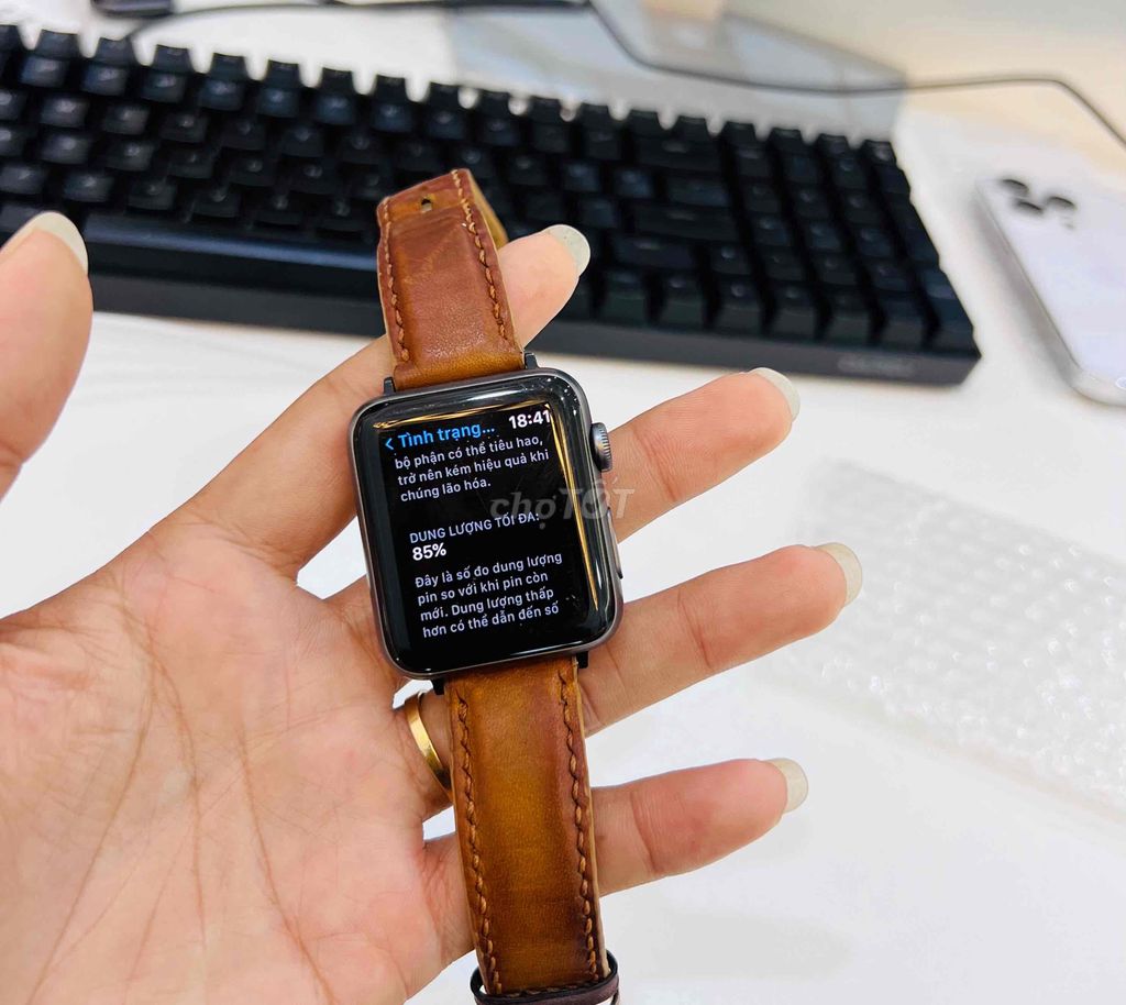 Apple Watch S3 42mm Gray Máy zin 97% Full phụ kiện