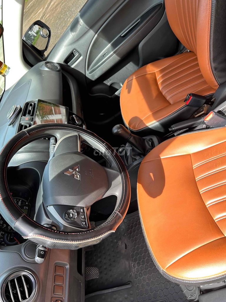 Mitsubishi Attrage 1.2MT, 1 chủ. Mua bán Ô tô tại Quận Liên Chiểu Đà Nẵng được đăng bởi Đình Bộ hình 8