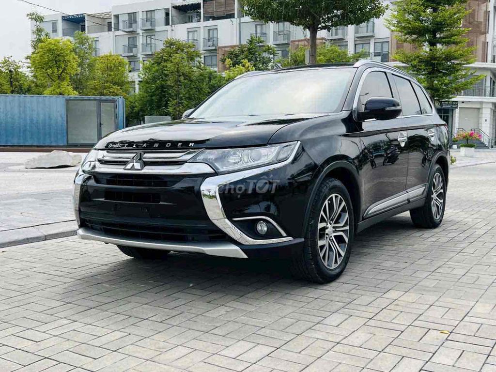 outlander 2.0 CVT sản xuất 2018