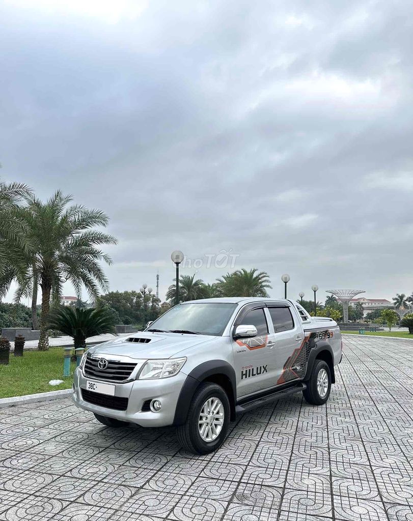 Toyota Hilux 2014 2.5 Số sàn 1 cầu