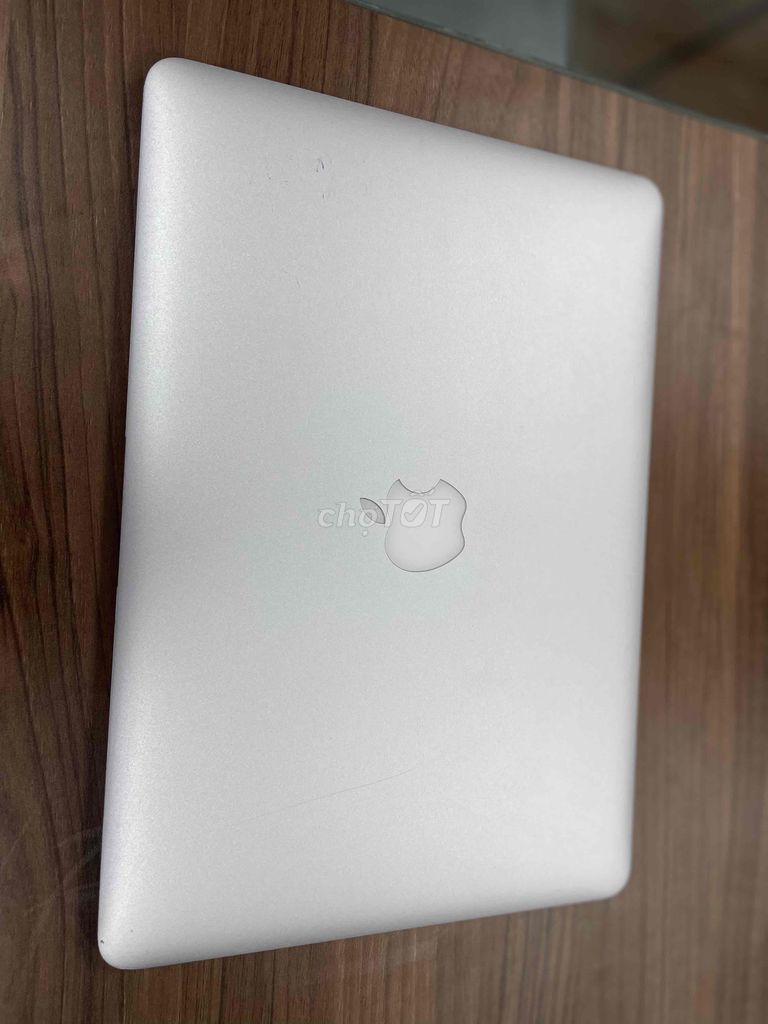 MACBOOK AIR 2017 i5/8/128gb