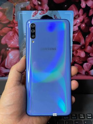 Samsung A70 6/128GB Chính Hãng, Màn Thay Full Ok. Mua bán Điện thoại tại Huyện Bình Chánh Tp Hồ Chí Minh được đăng bởi Điện thoại android giá rẻ Q8