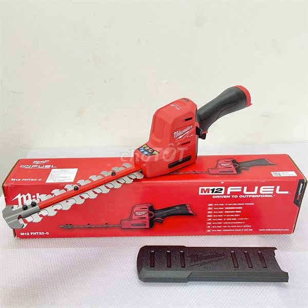 Máy tỉa hàng rào pin Milwaukee M12 FHT20