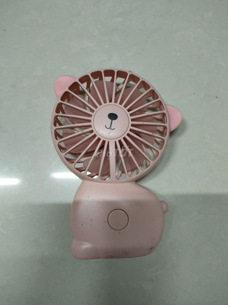 Quạt cầm tay. Mua bán Quạt tại Quận 1 Tp Hồ Chí Minh được đăng bởi Tuấn  hình 1