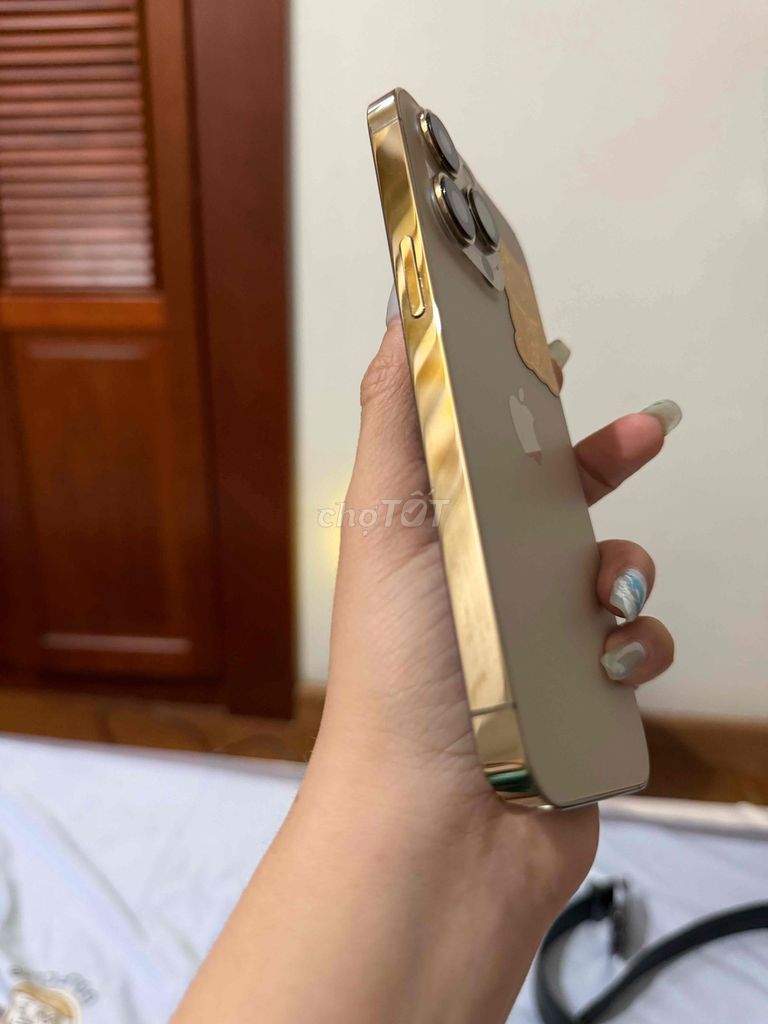 Apple iPhone 13 Pro 128GB Vàng VN/A. Mua bán Điện thoại tại Quận 12 Tp Hồ Chí Minh được đăng bởi Nguyen  hình 1