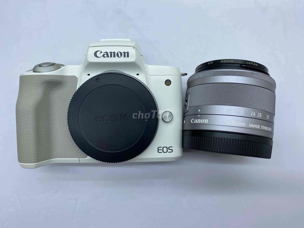 Canon M50 + 15-45