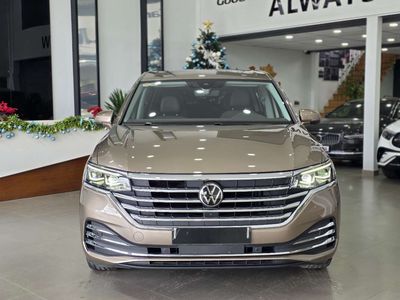 Volkswagen Viloran 2025 Luxury 7399 km