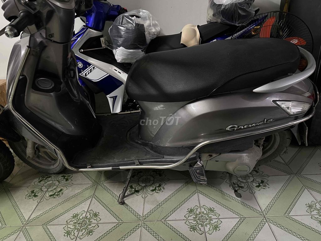 bà chị mua xe khác nên cần bán ạ. Mua bán Xe máy tại Quận Tân Bình Tp Hồ Chí Minh được đăng bởi gia phúc hình 1