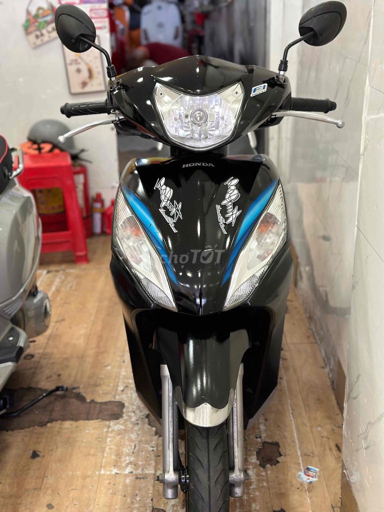 Honda Vision Đời 2012 . BSTP Chính Chủ. Mua bán Xe máy tại Quận Phú Nhuận Tp Hồ Chí Minh được đăng bởi Ngọc Huy hình 1