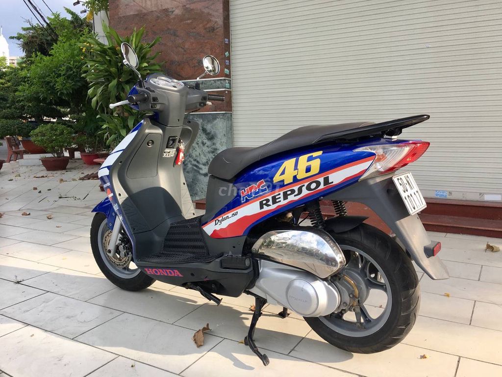 Dylan nhập Ý 150cc 2005. Mua bán Xe máy tại Quận 8 Tp Hồ Chí Minh được đăng bởi Chị Tuyết hình 4