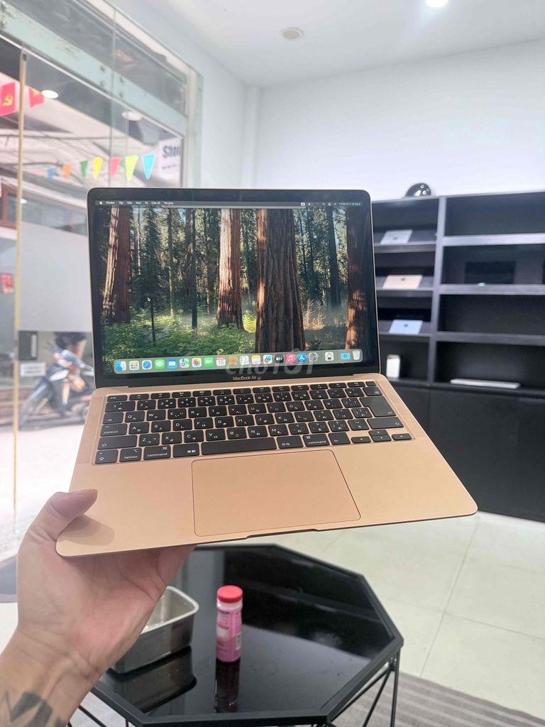 Apple Macbook Air 2020 i3 8GB/256GB Like New. Mua bán Laptop tại Quận Đống Đa Hà Nội được đăng bởi KT Hà Nội Mobile hình 1