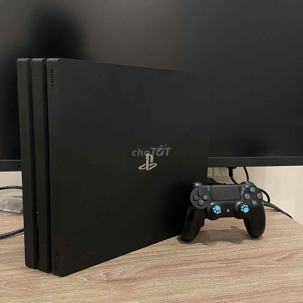 Máy chơi game PS4 PRO/SLIM/FAT. Mua bán Thiết bị chơi game tại Quận Tân Phú Tp Hồ Chí Minh được đăng bởi le tam hình 1