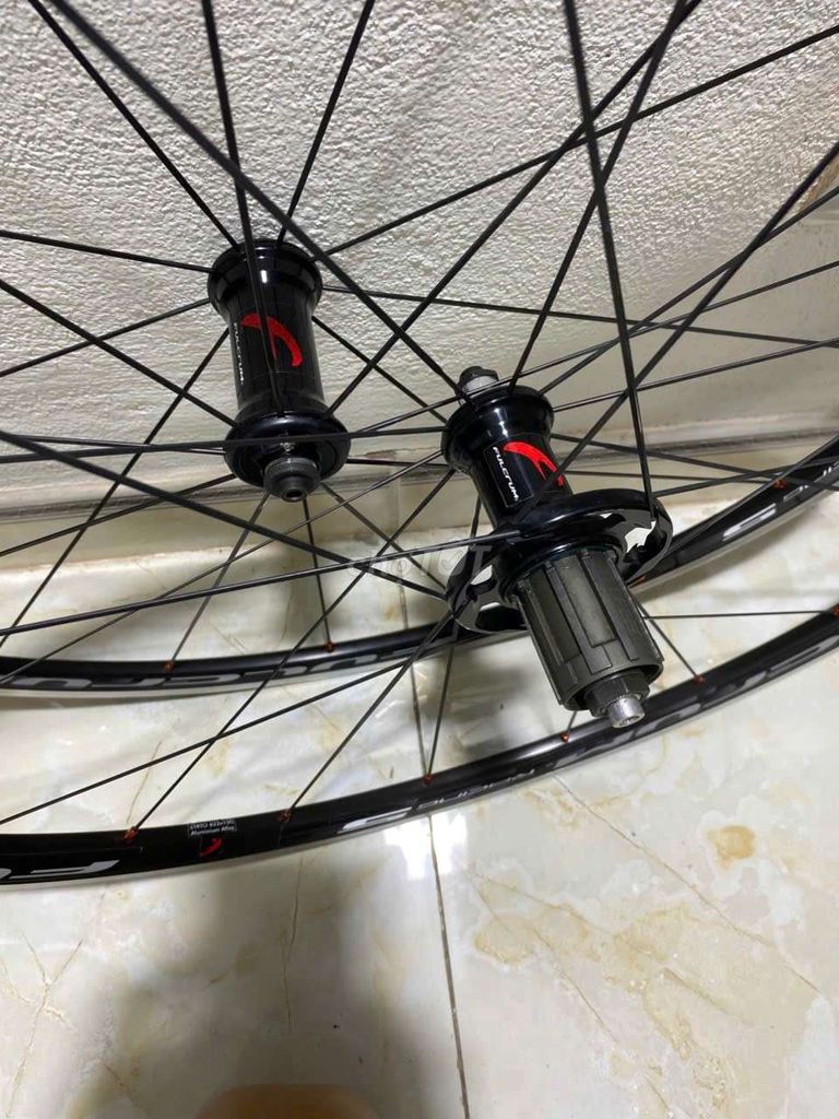 Cặp vành nhôm fulcrum racing 5 chính hãng Italy. Mua bán Phụ tùng xe tại Quận Hải Châu Đà Nẵng được đăng bởi Đỗ Mậu hình 16