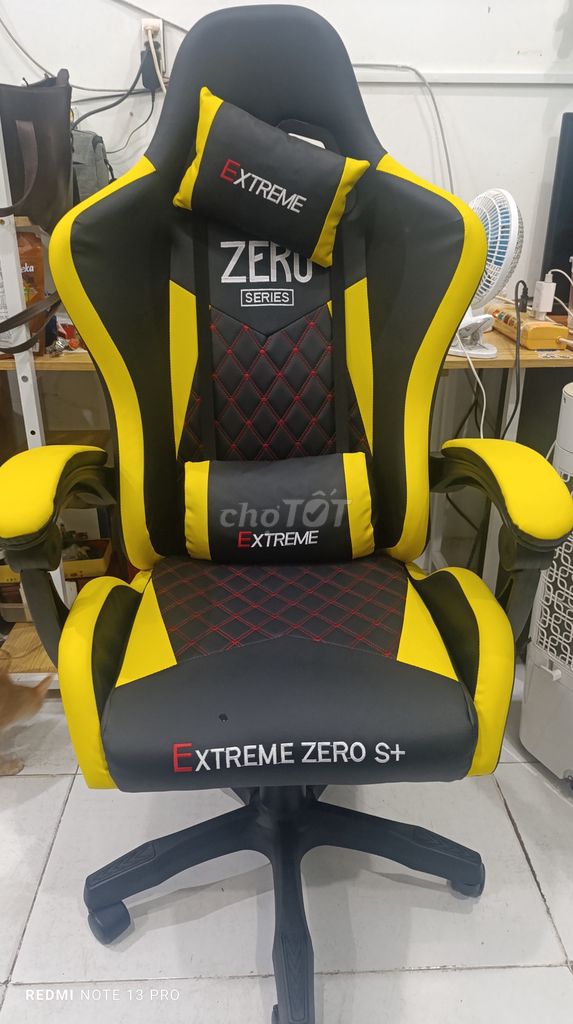 Ghế gaming Extreme Zero S+ Đen, vàng. Mua bán Bàn ghế tại Huyện Nhà Bè Tp Hồ Chí Minh được đăng bởi phan thanh hình 1