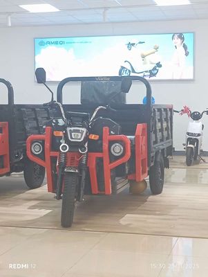 Xe ba bánh điện Vinking Đen Đỏ. Mua bán Xe điện tại Huyện Bình Chánh Tp Hồ Chí Minh được đăng bởi anh pham