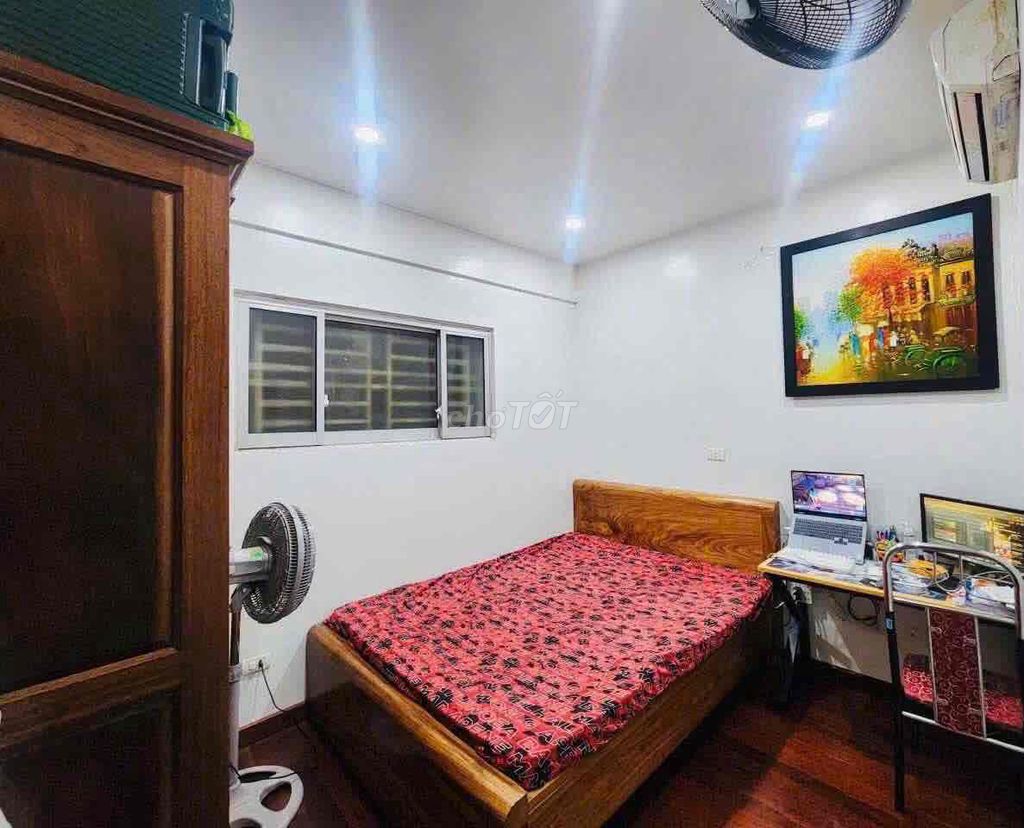 Bán đảo Linh đàm Nơ 9B sổ đỏ 3 phòng ngủ full nội thất gia 5.6 ty - ảnh 4