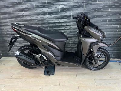 Honda Vario 150 date 2020 Vàng cát Bs Sài Gòn. Mua bán Xe máy tại Quận Bình Thạnh Tp Hồ Chí Minh được đăng bởi kelwin