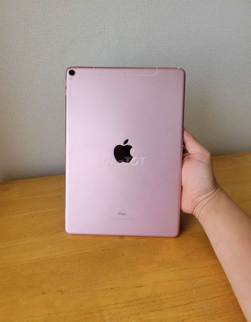 IPad Pro 10.5 inch bản 4G + wifi 64GB zin đẹp gl. Mua bán Máy tính bảng tại Quận Tân Phú Tp Hồ Chí Minh được đăng bởi Nguyen Tai hình 1