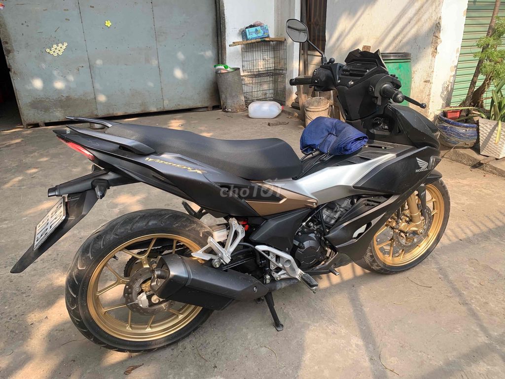 Winner x odo 18k bstp. Mua bán Xe máy tại Quận Bình Tân Tp Hồ Chí Minh được đăng bởi henry hình 3