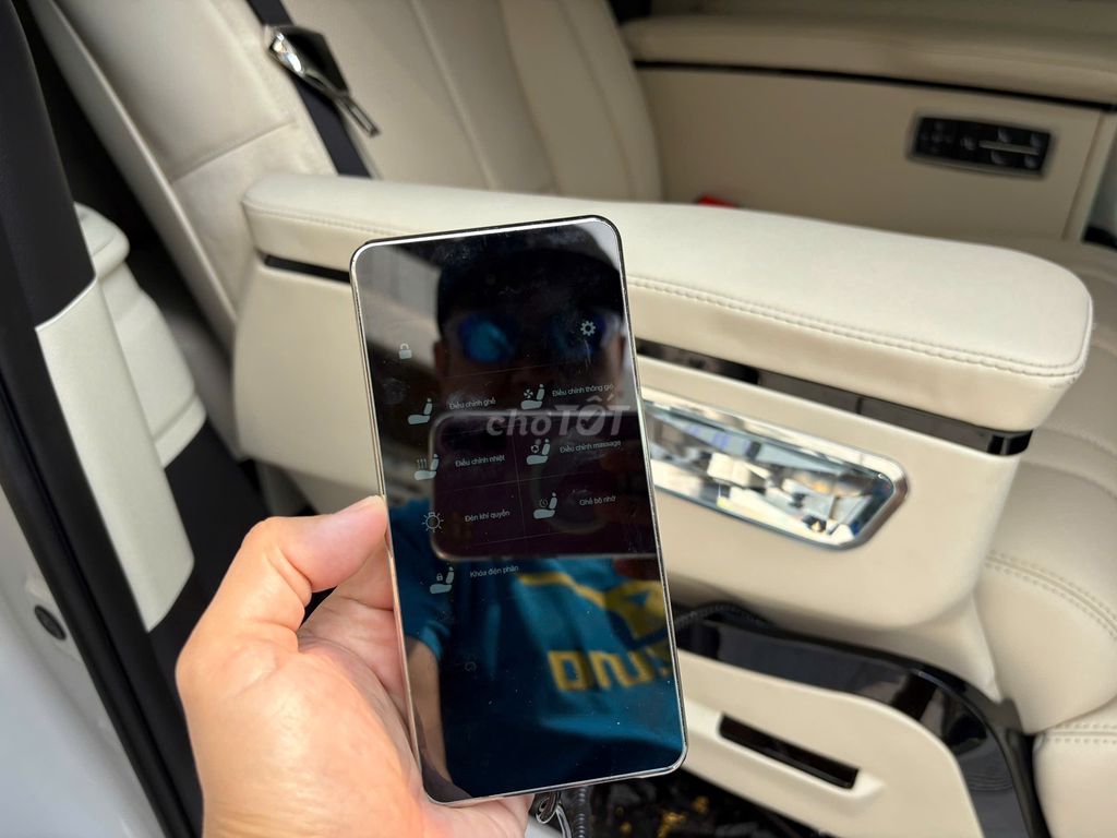 Kia New Carnival Luxury 2.2D 2025 Trắng Like New. Mua bán Ô tô tại Thành phố Thủ Đức Tp Hồ Chí Minh được đăng bởi Nguyễn An Phương hình 8