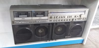 Đài cassette Sharp GF-777