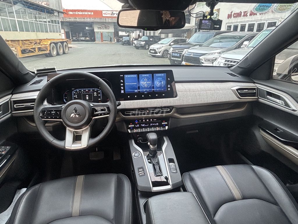 Mitsubishi Xforce 2024 Premium - 39000 km. Mua bán Ô tô tại Thành phố Thủ Dầu Một Bình Dương được đăng bởi Mr Việt Mitsubishi BD hình 14