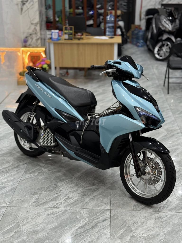 Honda Air Blade 2019 Smartkey Xanh đen Kiểng Đẹp. Mua bán Xe máy tại Quận Thanh Khê Đà Nẵng được đăng bởi Xe Máy Đức Vũ 658 Trần Cao Vân hình 7