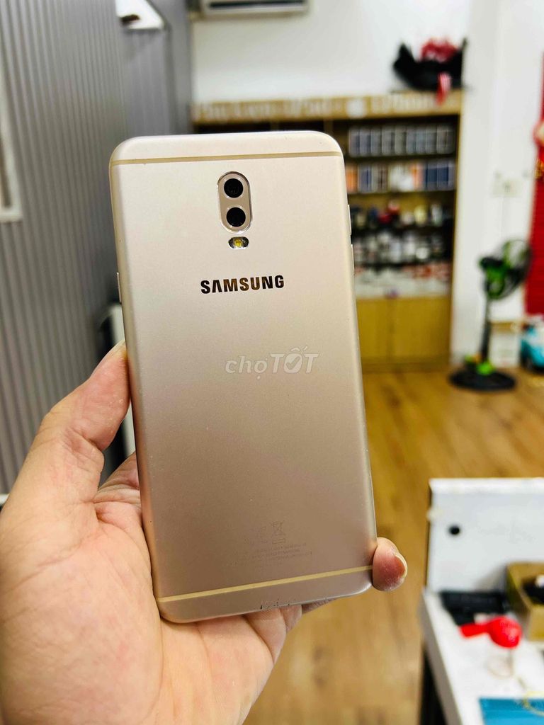 Samsung J7 Plus Vàng Đã sử dụng. Mua bán Điện thoại tại Quận Liên Chiểu Đà Nẵng được đăng bởi Hoàng Tú Mobile hình 1