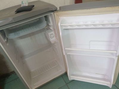 Tủ Lạnh Mini Sanyo 95lit