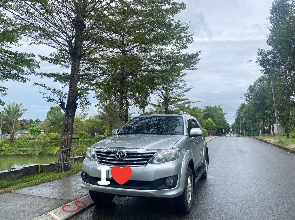 Toyota Fortuner 2014 2.7V 4x2 AT - 115000 km. Mua bán Ô tô tại Thành phố Quảng Ngãi Quảng Ngãi được đăng bởi Cao Minh Hà hình 1