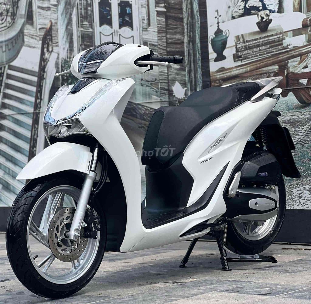 SH150 CBS 2022 mới 99% - Trả trước 45tr nhận xe ✅. Mua bán Xe máy tại Quận Tây Hồ Hà Nội được đăng bởi Nguyễn thị xuân hình 1