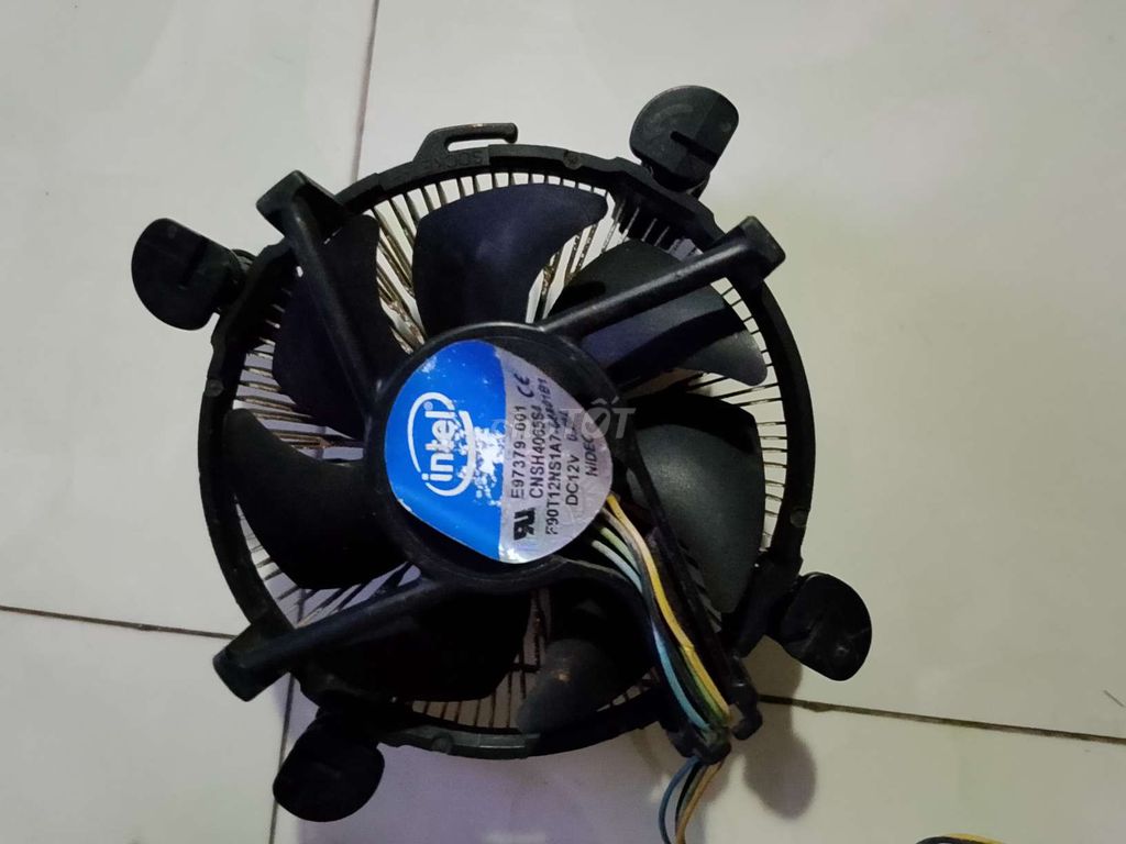 quạt stock. Mua bán Linh kiện (RAM, Card...) tại Huyện Bình Xuyên Vĩnh Phúc được đăng bởi Gia Long hình 1