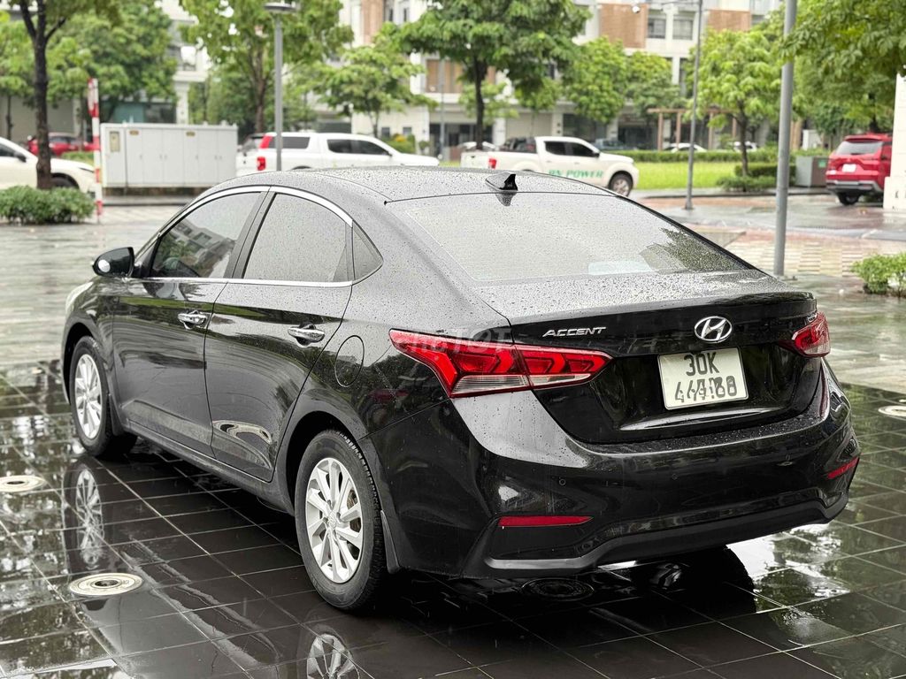 Hyundai Accent 1.4 AT 2020, черный, полный вариант