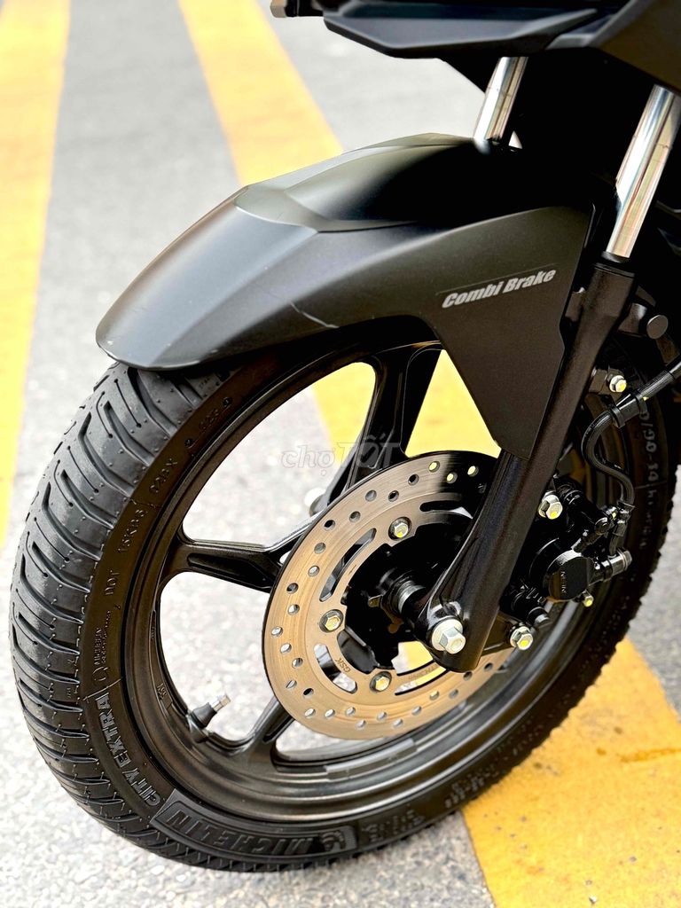 Airblade 125 4Val mẫu 2024 1chủ ít đi8000km zin100. Mua bán Xe máy tại Quận 11 Tp Hồ Chí Minh được đăng bởi CỬA HÀNG CHUYÊN GÓP NỢ XẤU hình 8